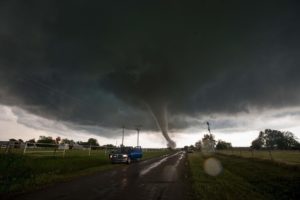 11tornado-vid-superJumbo-300x200 11tornado-vid-superJumbo