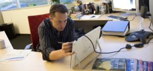 Elon-Musk-e1485720194967-300x140 Elon-Musk