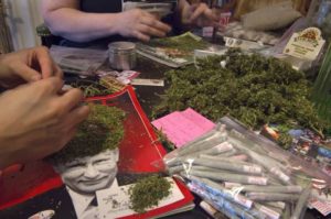 inauguration-weed-620x412-300x199 inauguration-weed-620x412
