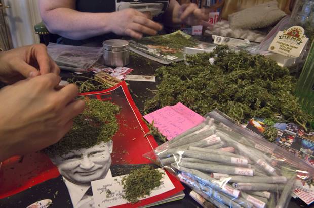 inauguration-weed-620x412 На инаугурации Трампа таки раздали 4 200 косяков