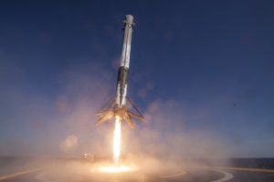 spacex-falcon-9-rocket-landing-on-drone-ship-300x200 spacex-falcon-9-rocket-landing-on-drone-ship