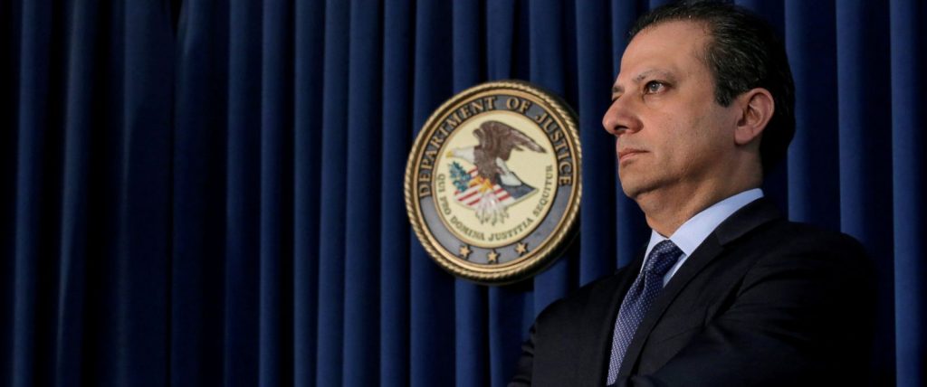 RT-preet-bharara-jt-170311_12x5_1600-1024x428 Белый дом снял прокурора Манхэттена, не желавшего увольняться