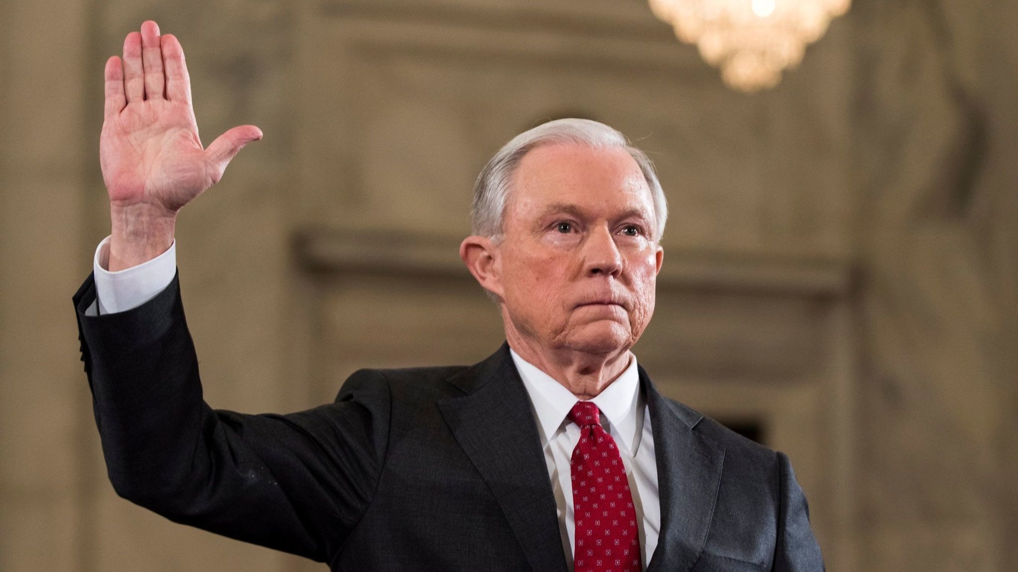 la-ol-jeff-sessions-trump-20170112 Генпрокурора США тоже обвиняют в связях с Россией. Он уже устранился от дела "русских хакеров"