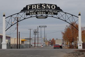 1475567287640_16-best-bars-in-fresno-2016-fea-300x200 1475567287640_16-best-bars-in-fresno-2016--fea