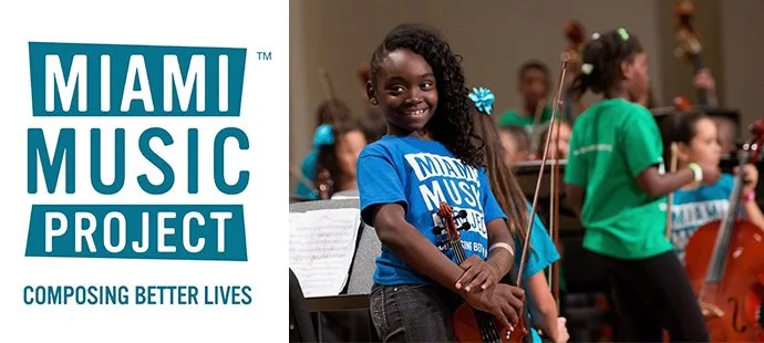 Баннер проекта Miami Music Project с девочкой, держащей скрипку.