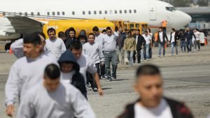 deportationGettyImages-634417434-300x169 deportationGettyImages-634417434