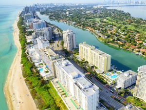 lakes-of-the-meadow-in-miami-florida-300x225 lakes-of-the-meadow-in-miami-florida