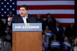 ct-jb-pritzker-governor-announcement-met-20170406-300x200 ct-jb-pritzker-governor-announcement-met-20170406