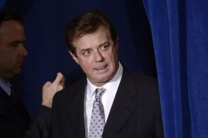 PAUL-MANAFORT-DONALD-TRUMP-LOANS-1487888391-feature-hero-300x200 PAUL-MANAFORT-DONALD-TRUMP-LOANS-1487888391-feature-hero