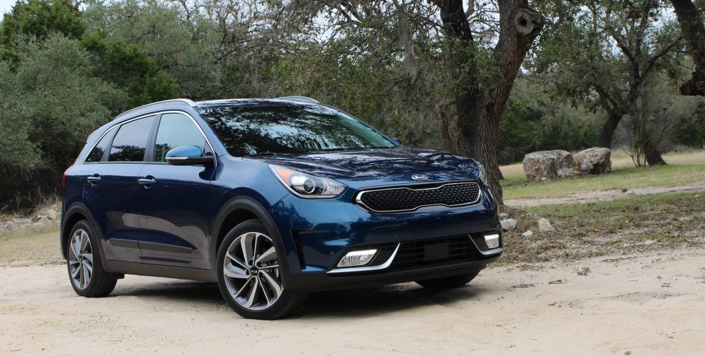 282674_2017_Kia_Niro-e1509276768429-1024x517 Топ-10 самых надежных автомобилей в мире (и топ - худших)