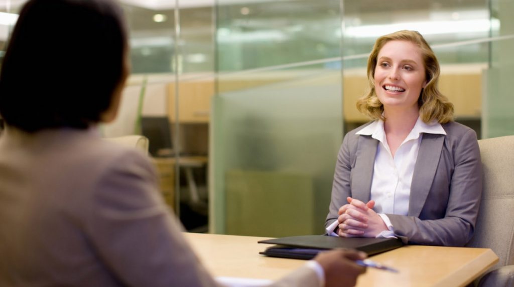 58dd310315cbf1d31654cee0_Tips-for-a-Successful-Visitor-Visa-Interview-1024x573 Как проходит интервью тех, кто иммигрирует по рабочей категории