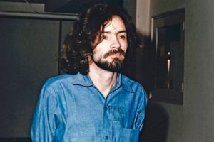 charles-manson-2000-300x200 charles-manson-2000