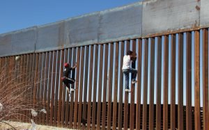 border-wall-trump-300x187 border-wall-trump