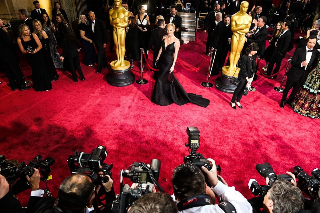 charlize-theron-oscars-red-carpet-photographers-1024x683 Чем заняться на выходных — Майами, 2 — 4 марта