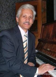pastor-219x300 pastor