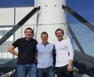 spacex_vakarchuk-576x1024-e1518106283599-300x246 spacex_vakarchuk-576x1024