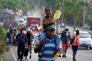 mexico-migrants-2-rt-jt-180401_hpEmbed_3x2_992-300x199 mexico-migrants-2-rt-jt-180401_hpEmbed_3x2_992
