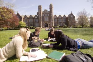 College-Students-mailing-lists-300x200 College-Students-mailing-lists
