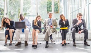 Job-Seekers-Rush-Recruiting-e1535305130113-300x177 Job-Seekers-Rush-Recruiting
