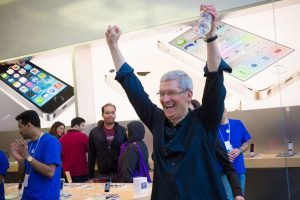 palo-alto-apple-store-iphone5S-3996-300x200 palo-alto-apple-store-iphone5S-3996