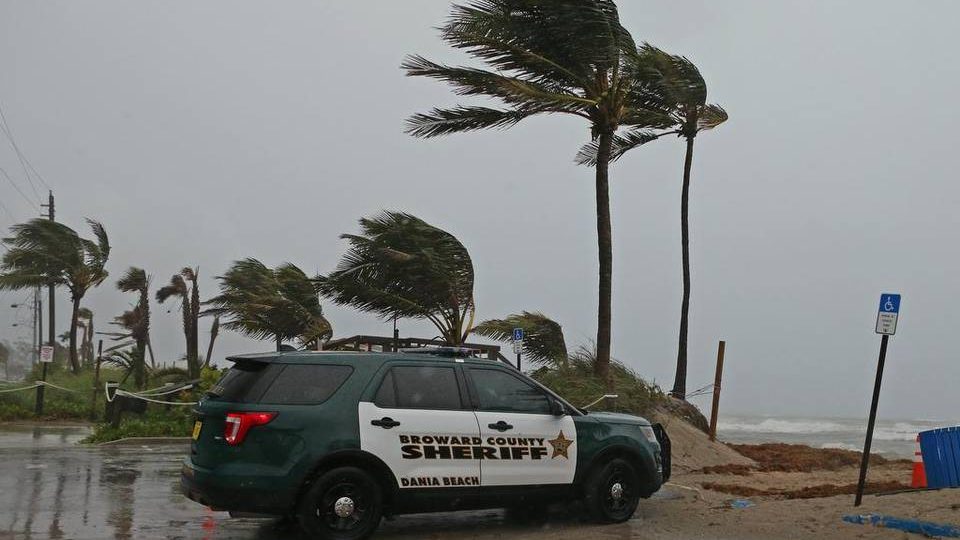 106TropicalStormGordonDS-e1536168465123 В Миссисипи и Луизиане объявили чрезвычайное положение из-за тропического шторма "Гордон"