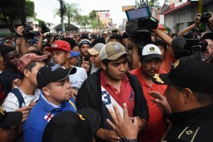 181019-migrants-48-300x200 181019-migrants-48