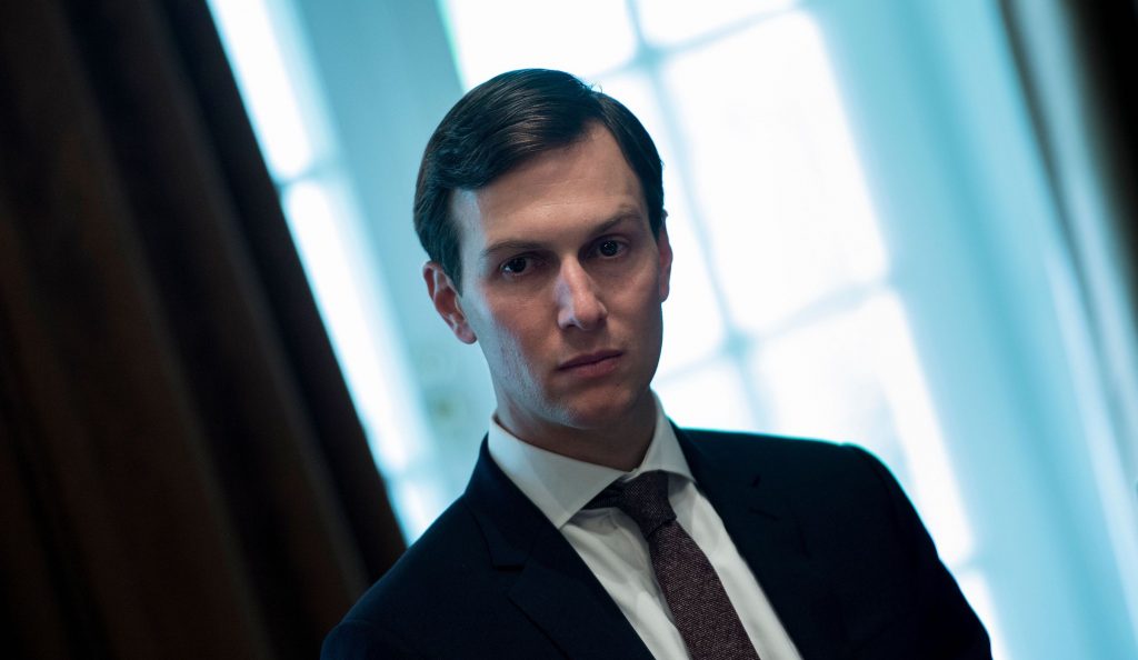 jared-kushner-donald-trump-adviser-new-york-observer-e1539531285581-1024x594 New York Times: Джаред Кушнер не платил федеральные налоги “годами”