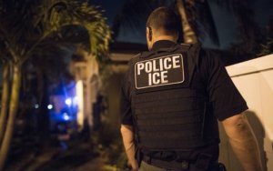 Oregon-Man-Arrested-After-ICE-Agent-Bribed-To-Deport-Wife-And-Child-745x466-300x188 Oregon-Man-Arrested-After-ICE-Agent-Bribed-To-Deport-Wife-And-Child-745x466