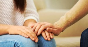 couple-showing-support-each-other-300x160 couple-showing-support-each-other