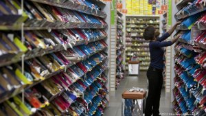 payless-shoesource-aisle_750xx3888-2191-0-0-300x169 payless-shoesource-aisle_750xx3888-2191-0-0