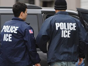 immigrationraid-0d1bfc75f5b373a1c8f8e7f397fbe84c015896e9-300x225 immigrationraid-0d1bfc75f5b373a1c8f8e7f397fbe84c015896e9