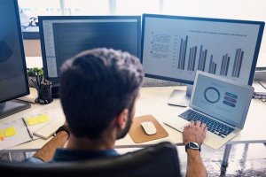 istock-817442226-300x200 Male doing estimation on screen