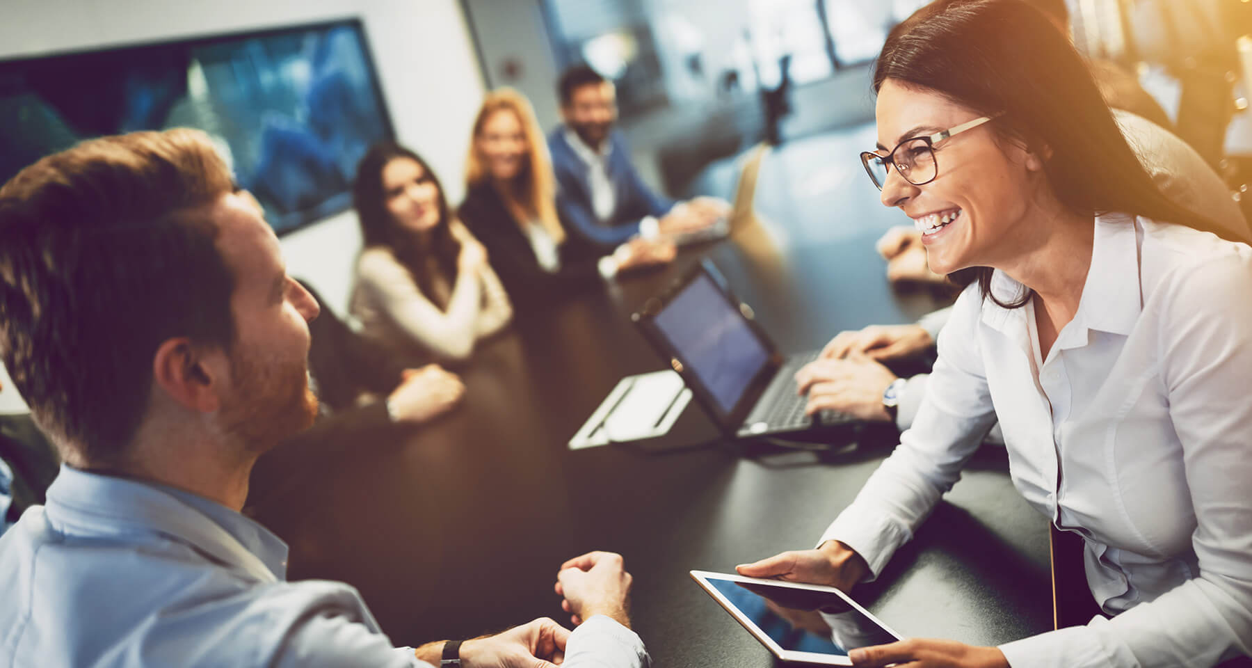 BlogPost_employee-productivity-meeting-room_01es Лучшие вакансии недели для русскоязычных в США — 30  декабря-5 января