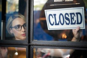 51cb73a0-e3ec-4ae7-881b-1edee6af4c7a-300x200 Closing store