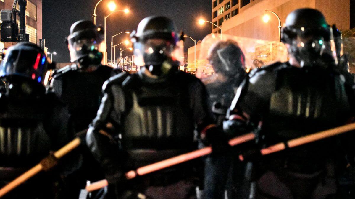 Politsejsie-v-osnovnom-uvereny-v-svoej-beznakazannosti Почему нужно реформировать полицейские профсоюзы