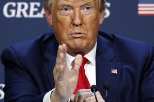 Vystuplenie-prezidenta-Trampa-v-Dallase-300x200 Выступление президента Трампа в Далласе