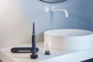 io9blackonyx-lifestyle-image-300x200 io9blackonyx-lifestyle-image