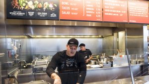636280520620269051-Chipotle14-300x170 636280520620269051-Chipotle14
