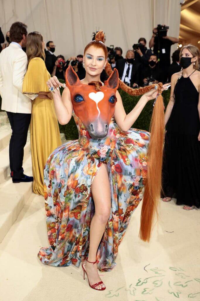 10673358-683x1024 Met Gala 2021: самые провокационные и эпатажные наряды на главном событии в мире моды