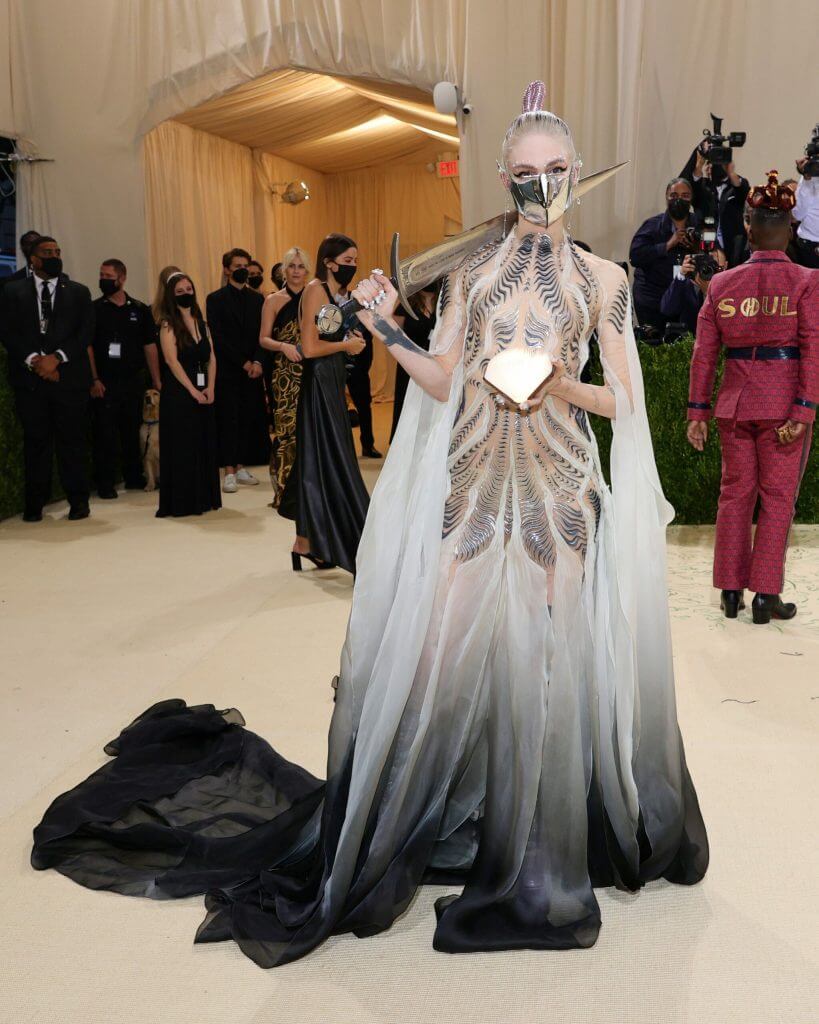 Met-Galas-most-outrageous-looks-Kim-K-sparks-Harry-Potter-scaled-819x1024 Met Gala 2021: самые провокационные и эпатажные наряды на главном событии в мире моды
