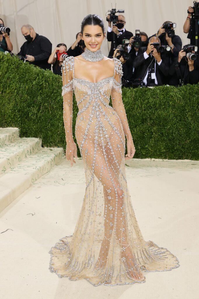 fcc01a46-e305-4c60-8411-9631666f81c8-GTY_1340146843-682x1024 Met Gala 2021: самые провокационные и эпатажные наряды на главном событии в мире моды