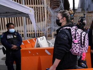 ap22069839931389-ca248442920df0d9a7aa286294567414dad491ad-s1100-c50-300x225 Ukraine Asylum Seekers