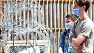 https___cdn.cnn_.com_cnnnext_dam_assets_220324120424-ukrainians-tijuana-file-032222-300x169 https___cdn.cnn.com_cnnnext_dam_assets_220324120424-ukrainians-tijuana-file-032222