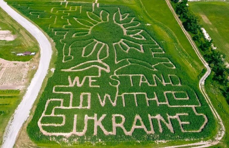 298963927_1432252910613981_5990059966336407784_n-768x498 Как простые люди в США собирают деньги и гуманитарку на помощь Украине