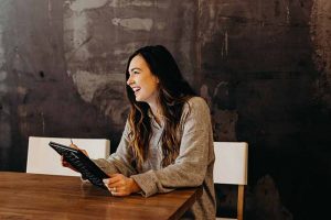 receptionist-job-description-300x200 receptionist-job-description