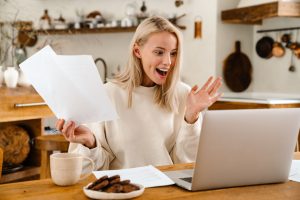 beautiful-excited-woman-expressing-surprise-while-2021-08-30-03-49-57-utc-300x200 beautiful-excited-woman-expressing-surprise-while-2021-08-30-03-49-57-utc