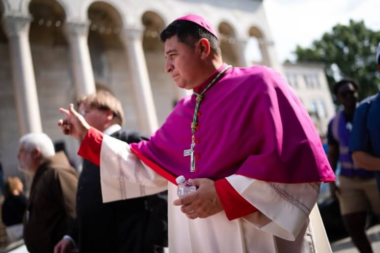 episkop-Zapadnoj-Verdzhinii Бывший нелегальный иммигрант стал епископом Западной Вирджинии